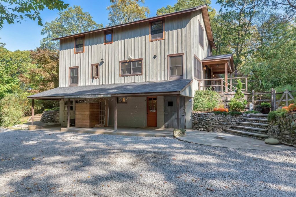 72 Ketewomoke Drive_33