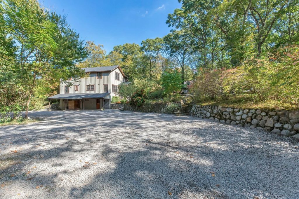 72 Ketewomoke Drive_34